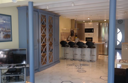 Saint-Pierre-la-Mer House | House allowed to recover with large kitchen, sea views, terraces, garden, dogs