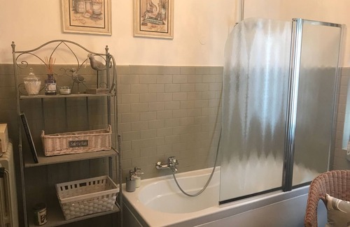 Montichiari Bed & Breakfast | House and Garden B & B