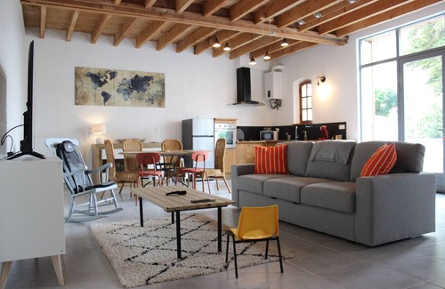 Chaumont-sur-Loire House | House at the foot of the castle