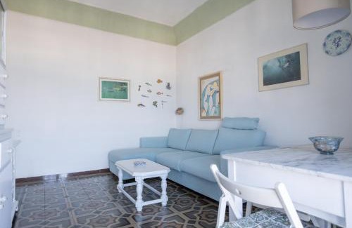 Albissola Marina Apartment | House By The Sea