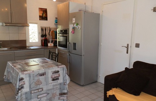 Le Barcares House | House by the water, large garden WIFI and pool Le Barcarès