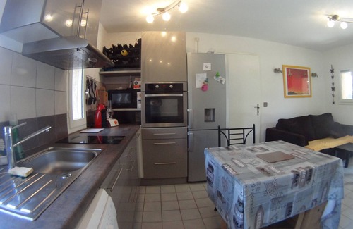 Le Barcares House | House by the water, large garden WIFI and pool Le Barcarès