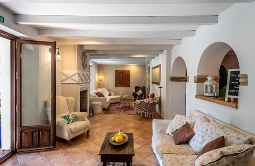 Cortes de la Frontera House | House Casa del Rio - Riverside Retreat with Mountain Views, Pool & Wi-Fi