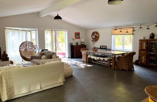 Hourtin House | House de la Canopée, Swimming pool, Lake, Forest, large garden and WIFI