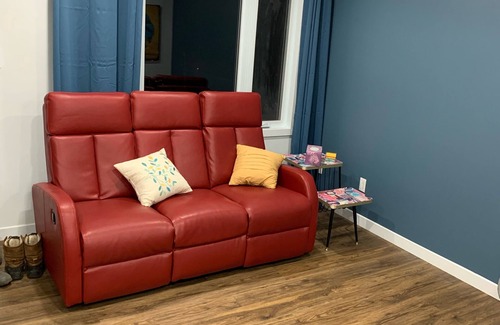 Brossard House | House emergency rental 3 bedrooms 31days min