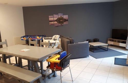 Avranches House | House f3 bis, whole, near downtown in the heart of the bay of Mt Saint Michel