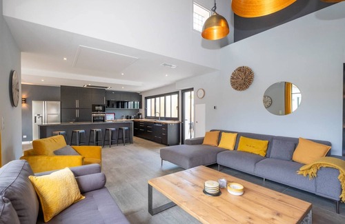 La Flotte House | House for 10 people in the center of La Flotte