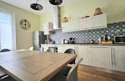 Pontaillac House | House for 11 people, Pontaillac beach 5 min walk