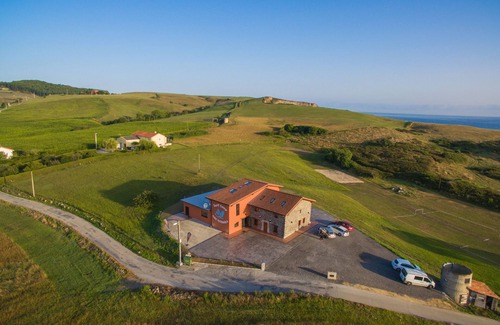 Bareyo House | House for large groups facing the beach