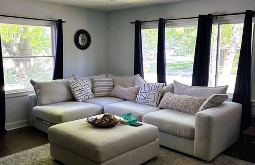 Oshkosh House | House for Rent- EAA