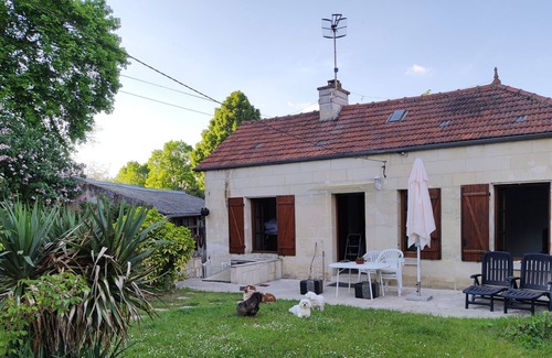 Vic-sur-Aisne House | House