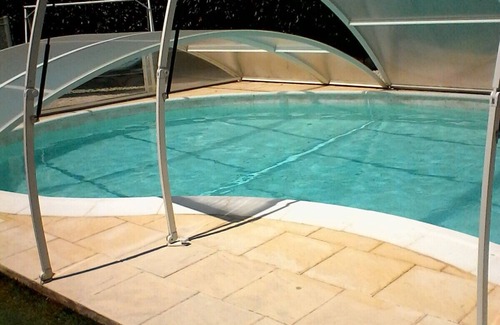 Caumont-sur-Durance Apartment | House furnished comfortably situated between Avignon and Isle sur la Sorgue