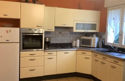 Sarzeau House | House in a cul-de-sac, very quiet village in Sarzeau enclosed garden