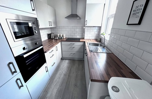 Clayton House | House in East Manchester near Etihad and Co-op live