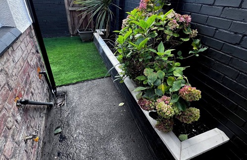 Clayton House | House in East Manchester near Etihad and Co-op live