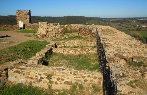 Aljezur House | House in historical town with mountain view, close to castle and 5 km from beach