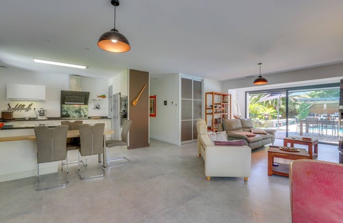 Soorts-Hossegor House | House in Hossegor heated pool, air conditioning, near marine lake