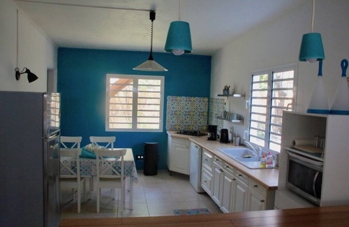 Etang Sale Les Bains House | House in Saint Paul - Between market and beaches