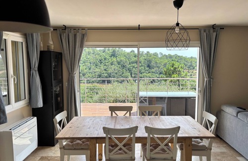 Flassans-sur-Issole House | House in the Var hills