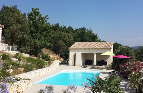 Roussas House | House in the middle of the cicadas