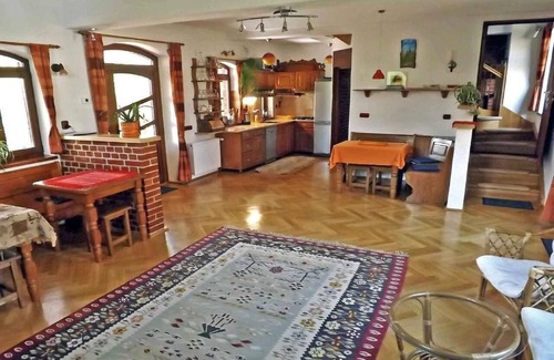 Saliste House | House in Vale with Private Parking and Unique View