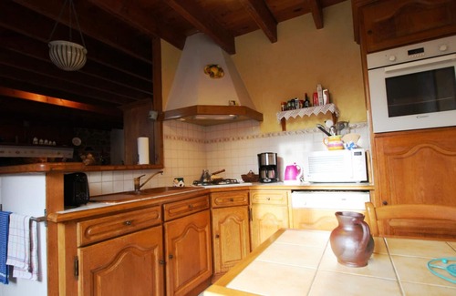 Vrasville Cottage | House in Vicq-sur-Mer, 2 bedrooms, pets allowed