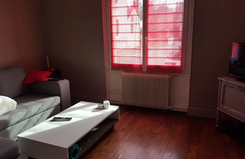 Bourbon-Lancy House | HOUSE IN VILLAGE STATION THERMALE BOURBON LANCY 71140
