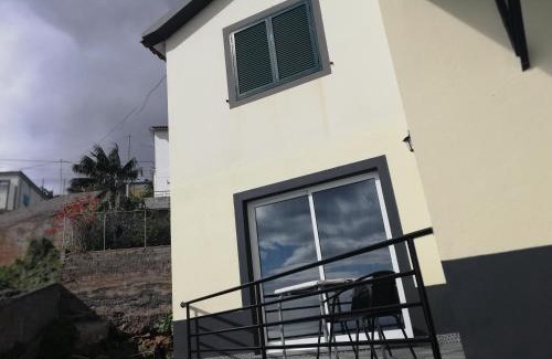 Imaculado Coracao de Maria House | House Joel & Sonia with sea view