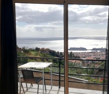 Imaculado Coracao de Maria House | House Joel & Sonia with sea view