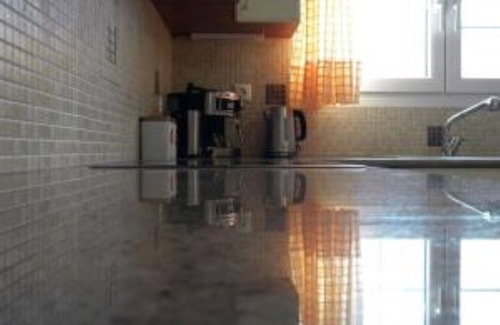 Glinado Apartment | House Karavola spacious and cozy apartment in the village of Galanado