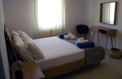 Glinado Apartment | House Karavola spacious and cozy apartment in the village of Galanado