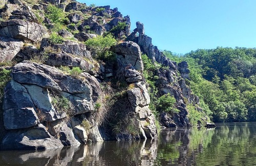 Eguzon-Chantome House | House located in the countryside 800 meters from the lake, 4 km from the village of Eguzon 36270.