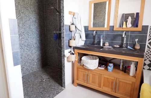 Pessac House | House near Bordeaux and beaches with terrace, air conditioning and garden