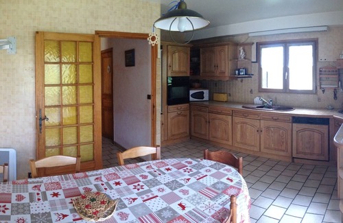 Villarlurin Ski Chalet | house near MERIBEL/COURCHEVEL and BRIDES LES BAINS gondola