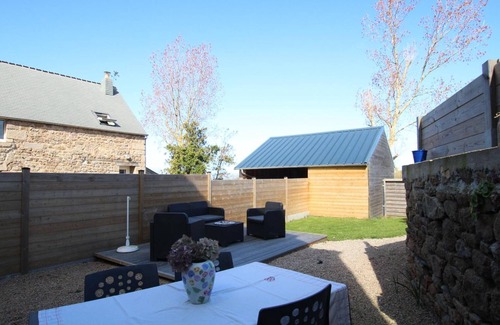 Fermanville Cottage | House near the sea with private garden and pets allowed