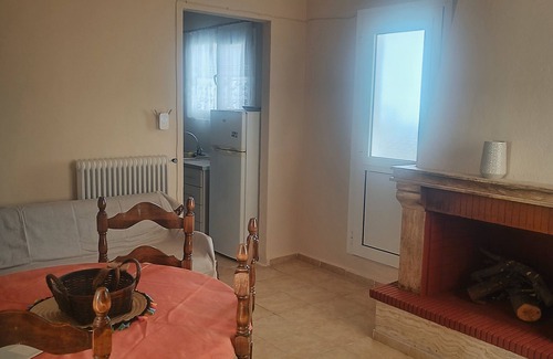 Evrostina House | House next to the sea water