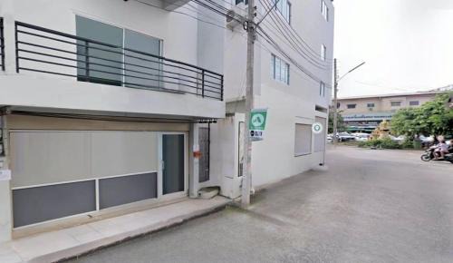 Mae Hia House | House Next to 7-11 Market School ABA APIS Rimping