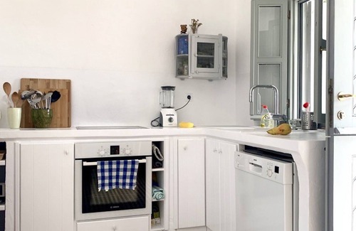 Symi Villa | HOUSE OF CHARACTER IN THE HEART OF THE HISTORIC VILLAGE OF SYMI