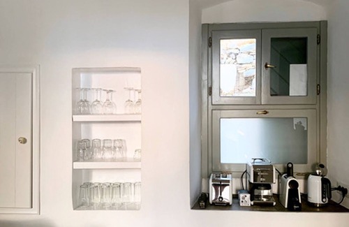 Symi Villa | HOUSE OF CHARACTER IN THE HEART OF THE HISTORIC VILLAGE OF SYMI