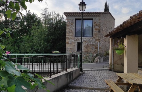 Eygaliers House | House of character, on the banks of a river, in the heart of Drôme provençale !