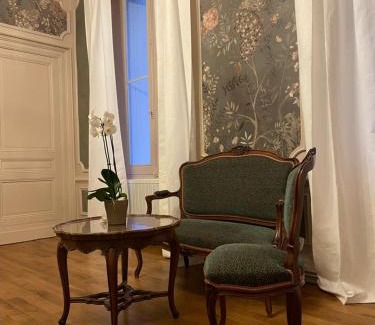 Chatellerault Bed & Breakfast | House of Mailly