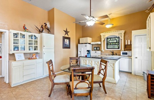 Ingram House | House on acreage with room to kick off your boots and relax