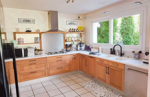 Alex Villa | House on Lake Annecy, 25 minutes from resorts & at the foot of the mountains