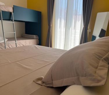 Crotone Apartment | HOUSE on sunday SOLE