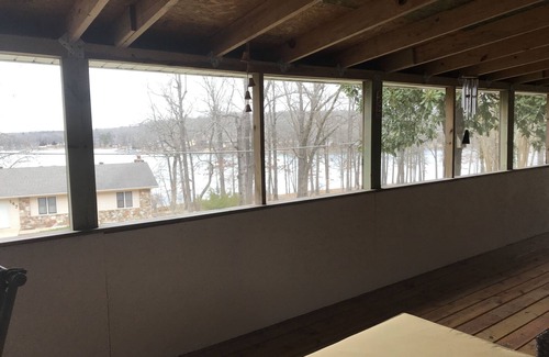 Hardy House | House overlooks Lake Sequoyah with public access to the lake and close to Beach