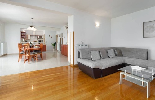 Marceljani House | House Roberta (96741-K1) - Labin