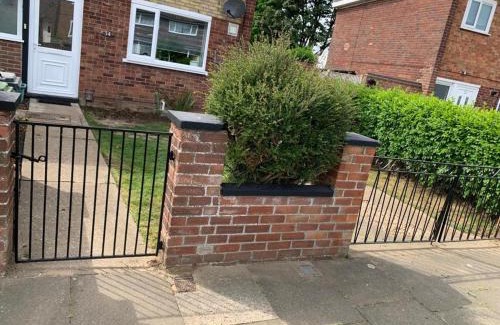 Gorleston-on-Sea House | House - Sleeps 5 parking & private garden