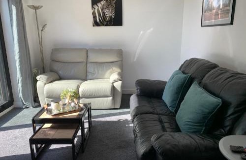 Gorleston-on-Sea House | House - Sleeps 5 parking & private garden