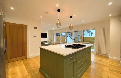 Chapeltown House | House - Sleeps 9 & Private Garden