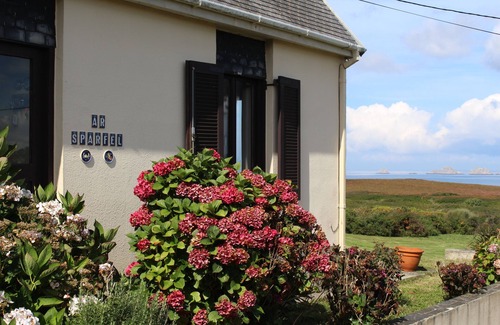 Crozon House | House sleeps 9. Spectacular sea views. 300yds sandy beach. Large garden. WiFi.